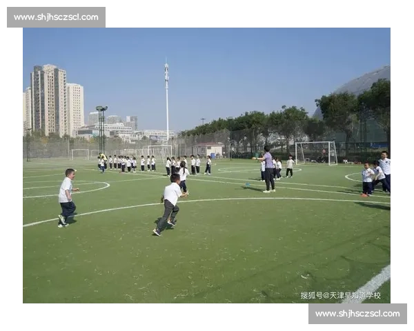 提升足球球员心理素质的训练方法与实践探索 提升足球球员心理素质的训练方法与实践探索